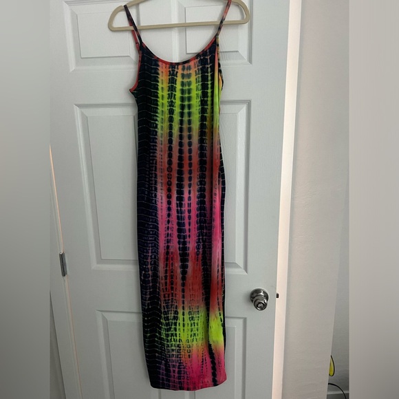 Set of 3 Multicolor Tie-Dye Bodycon Dress - Picture 2 of 13